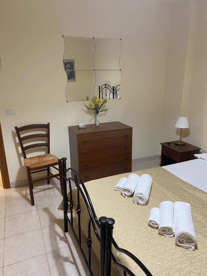 Casa Vacanze, A Due Passi Da Taormina 勒托阳尼 外观 照片
